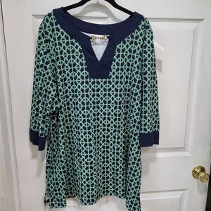Geometric Patterned Tunic Top - 3X